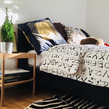 Cozy Danube Room - 15 Mins To Downtown Wien Exteriör bild